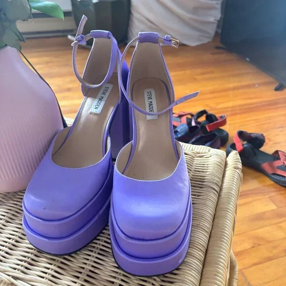 Steve Madden Platform Pumps - Picture 1 of 9